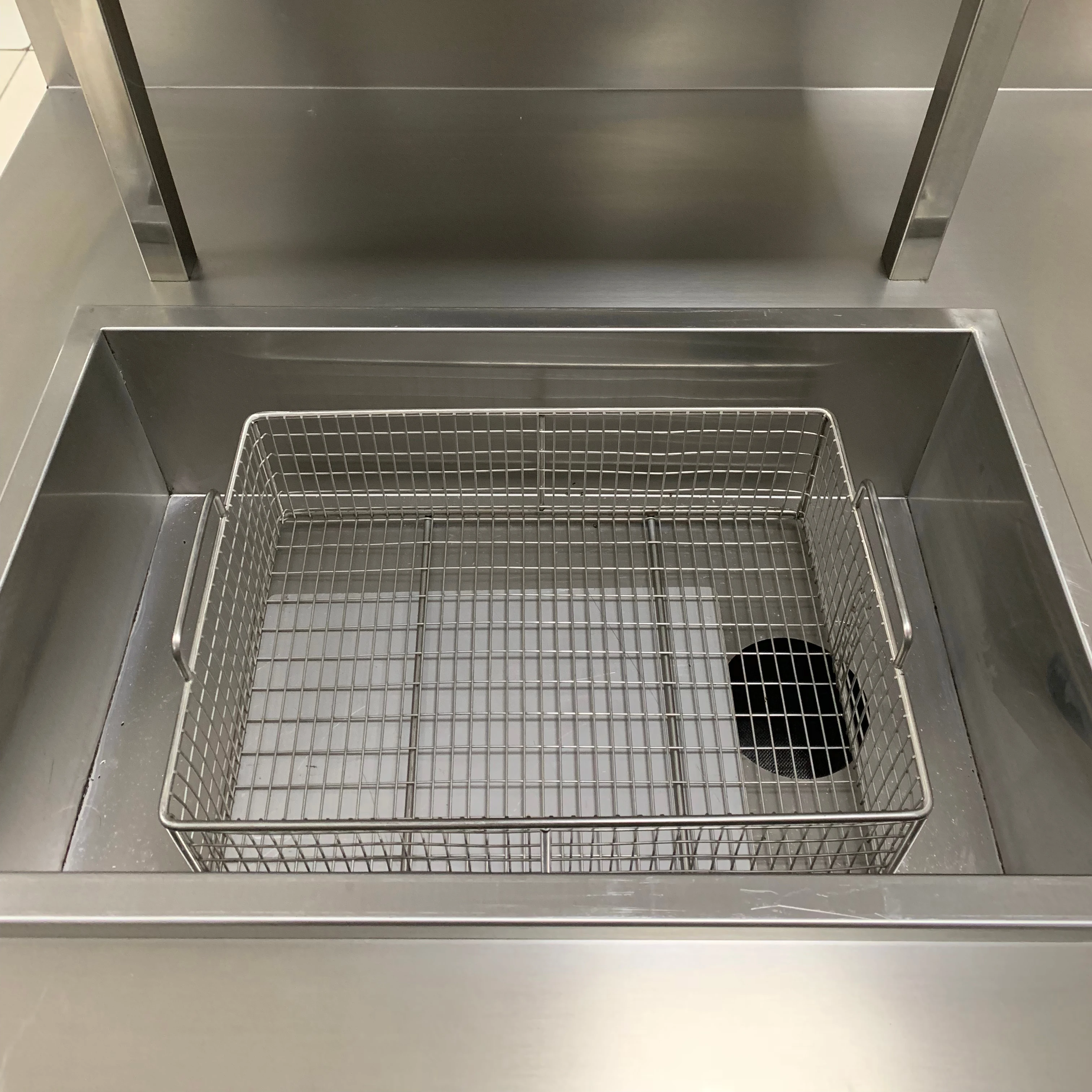 KFC Use Electric Children Breader Table Fried Chicken Breading Table with Automatic Powder Sieving