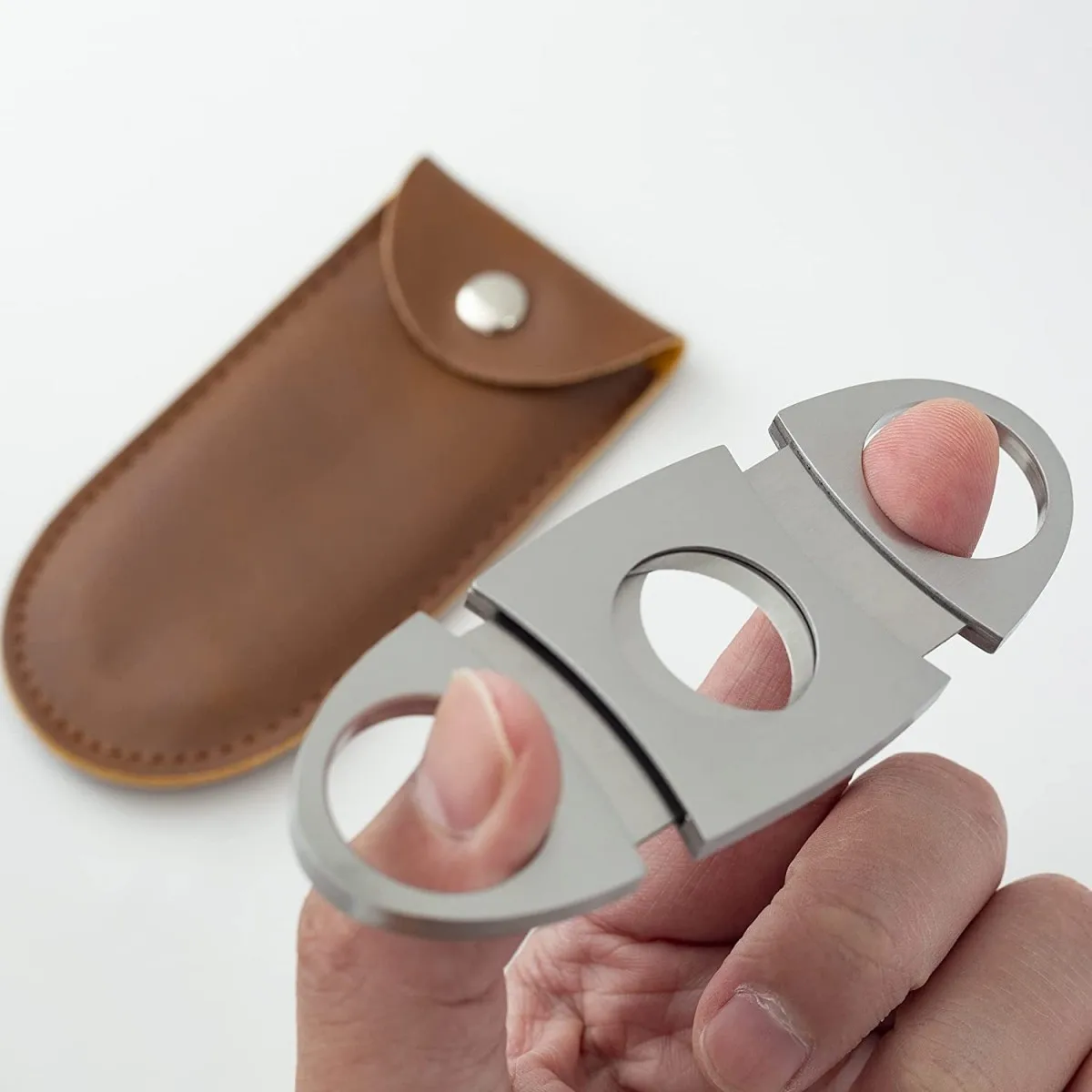 9cmX4cm Classic Guillotine Design Silver Color Stainless Steel Cohiba Cigar Cutter With Smooth Double Blade