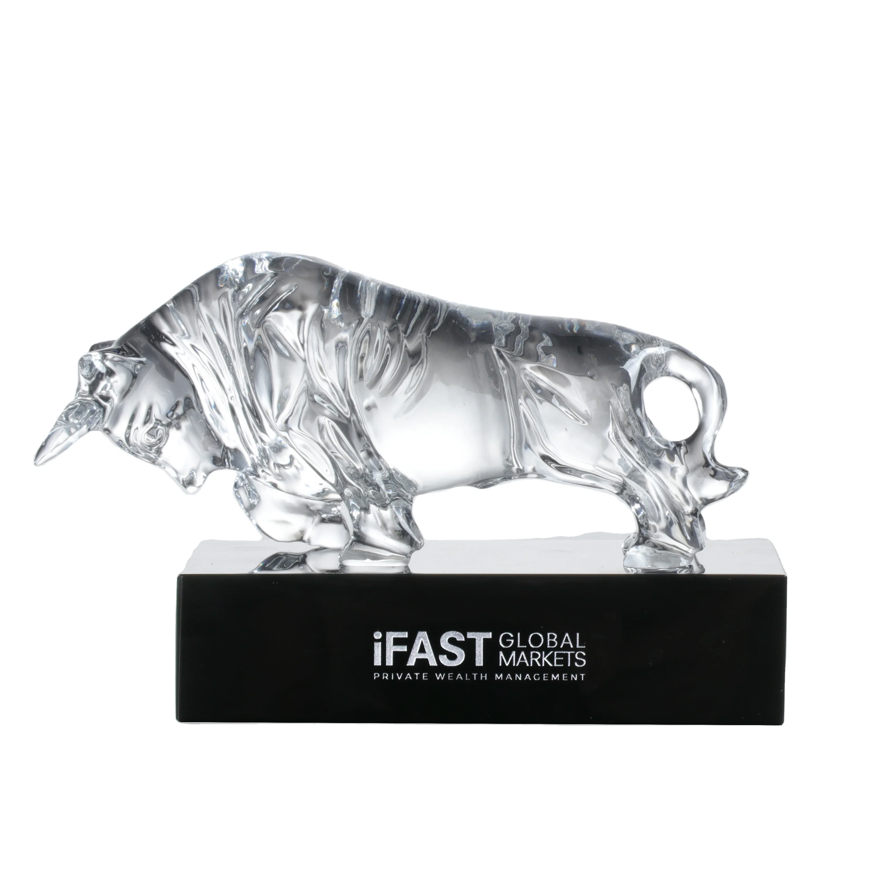 Custom Crystal Bull Figurine Desktop Decoration Business Award Souvenir