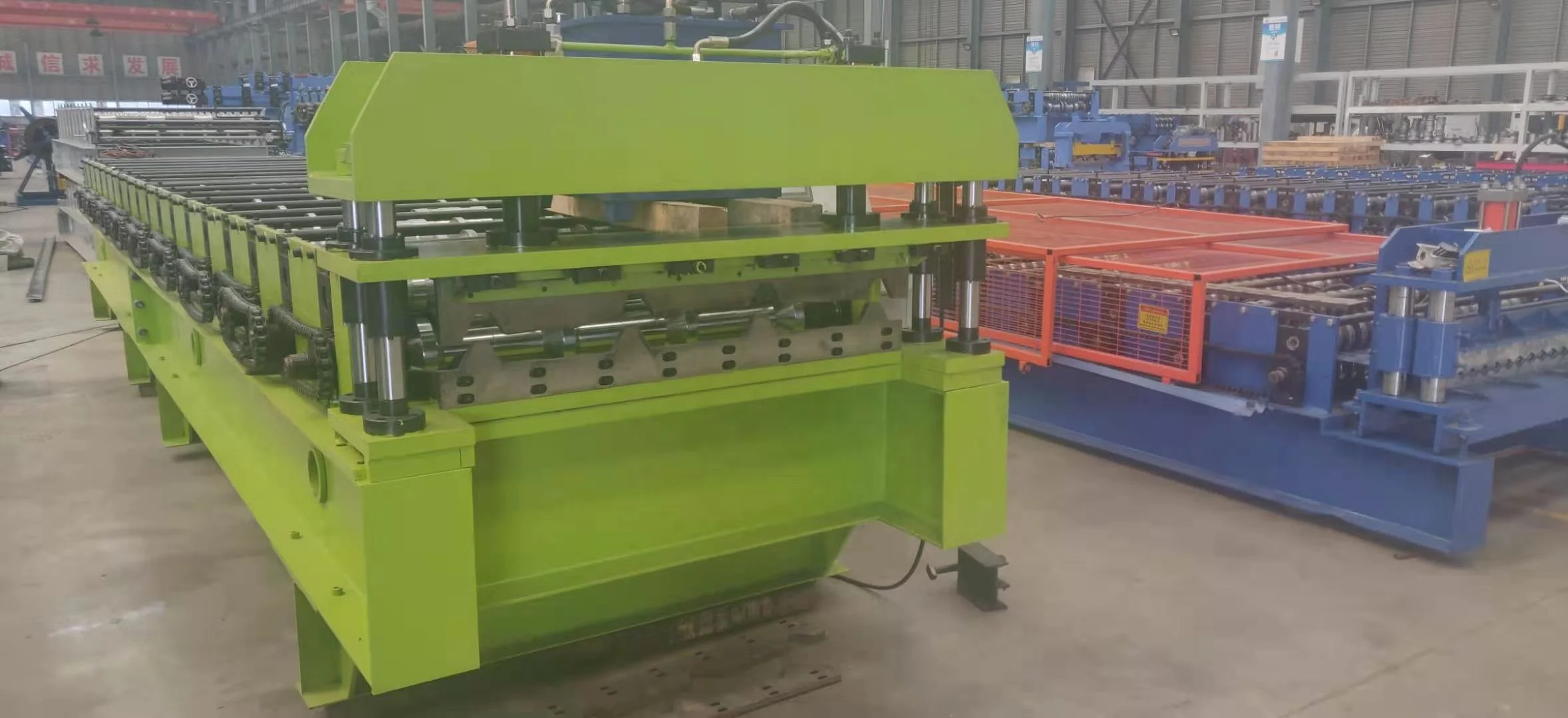 Trapezoidal Roof Sheet Roll Forming Machine Metal Sheet Forming Machine Trapezoid Roof Roll Forming Machine