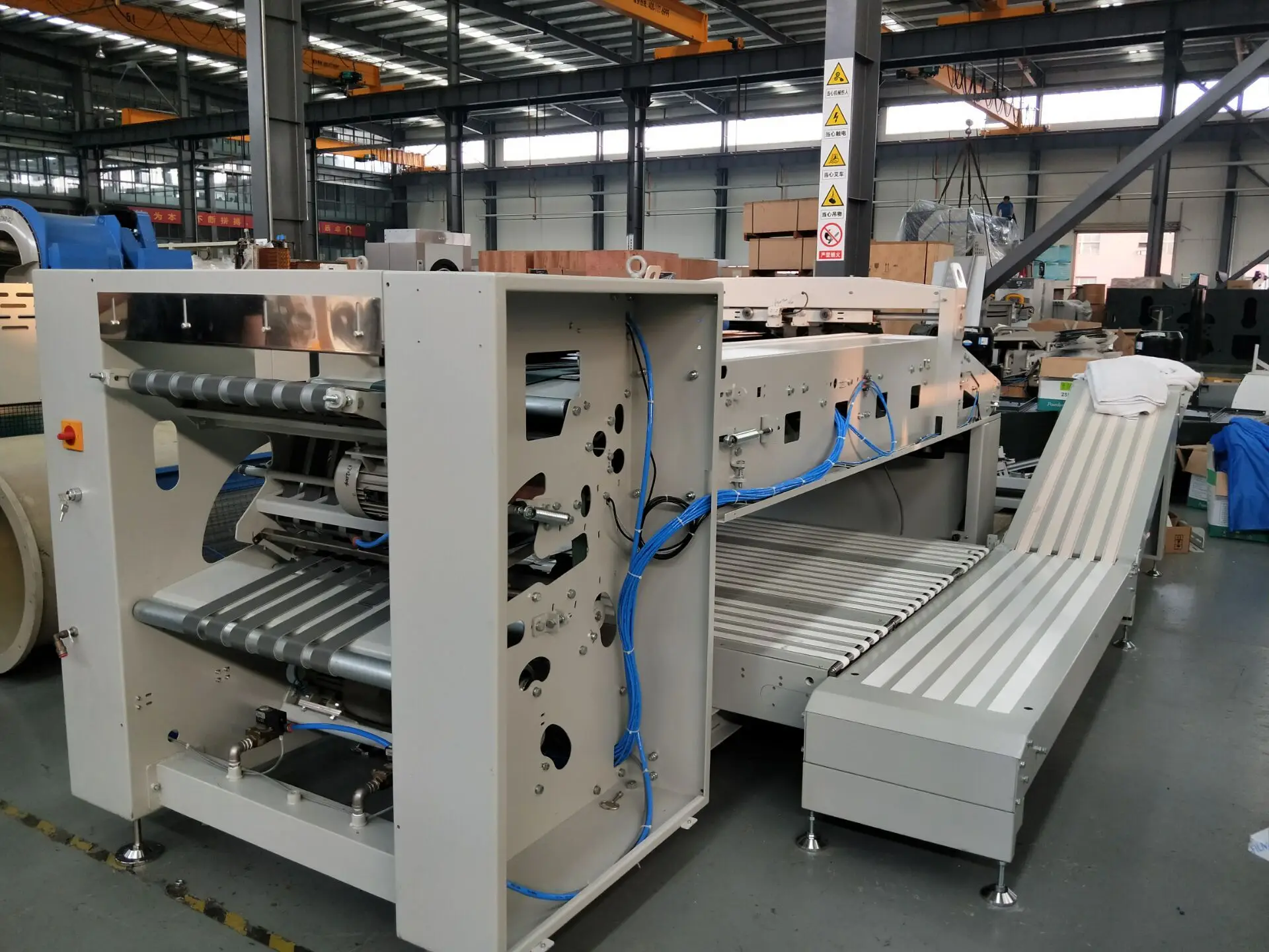 Automatic Industrial Laundry Sheets Towel Folding Washing Machine