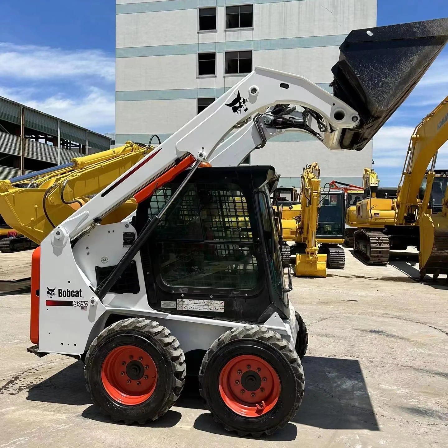 Хит продаж подержанные строительные машины в США Bobcat S450 без пропуска погрузчик 2.8ton высокое качество и низкая цена
