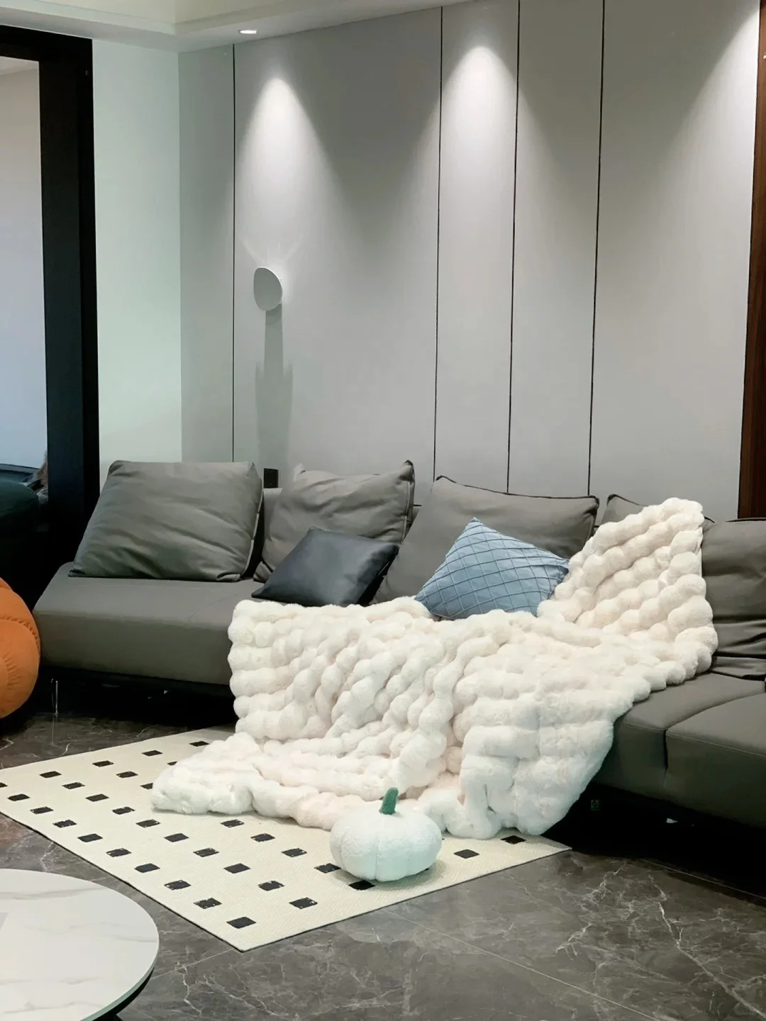 Direct Sales By Manufacturers Warm Tuscan Imitation Fur Blanket Winter Warmth Rabbit Faux Fur Blanket