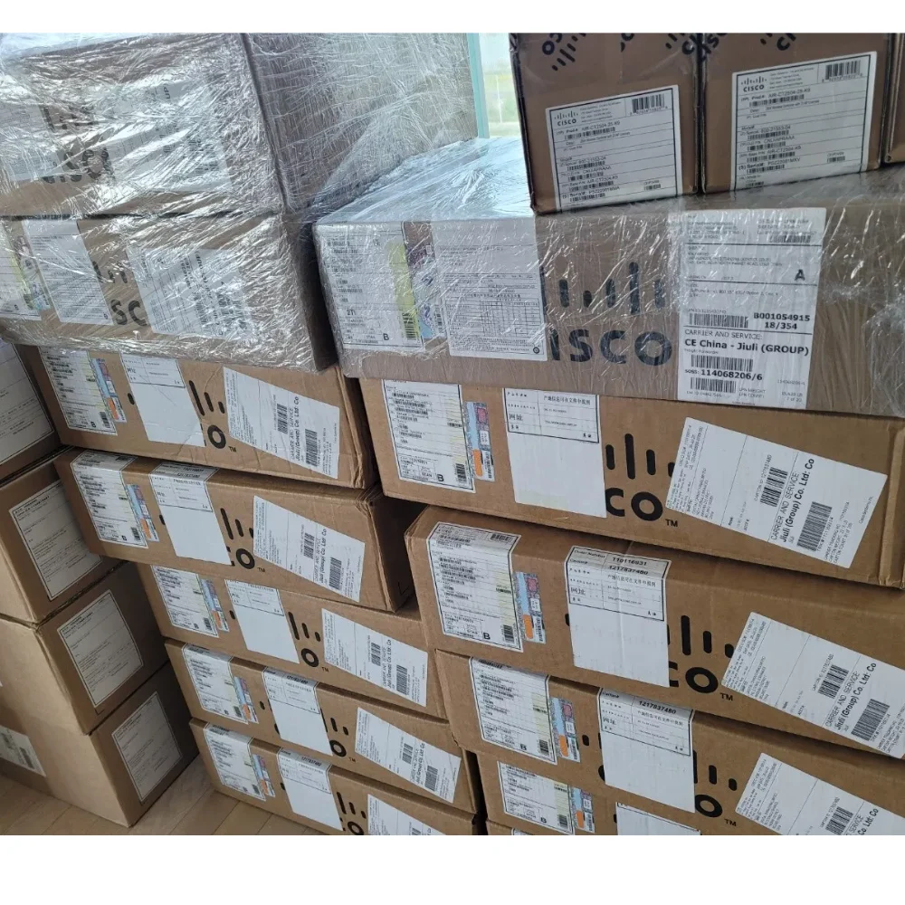 C1300-48FP-4X 48x1G портов и 4x гигабитный SFP сетевой коммутатор