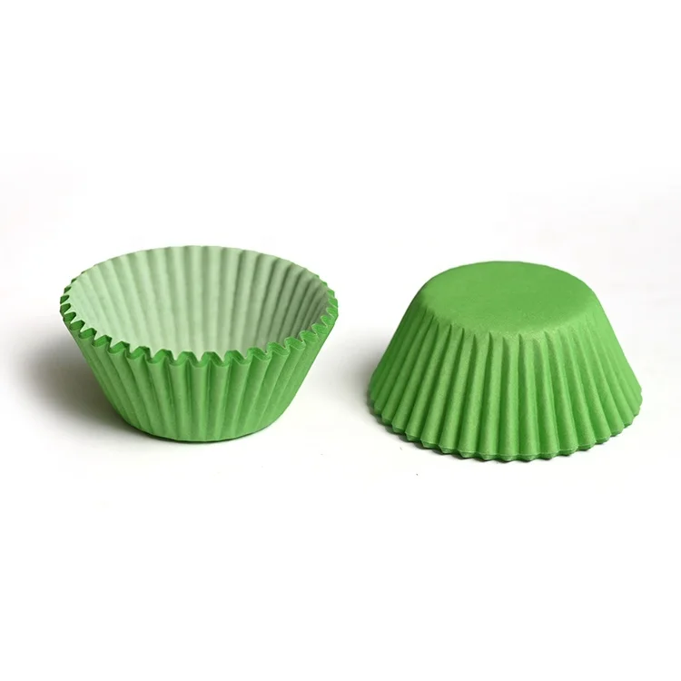 Wholesale 2015 style fashional 100% food grade silicon/parchment paper cake cups in hot sale!