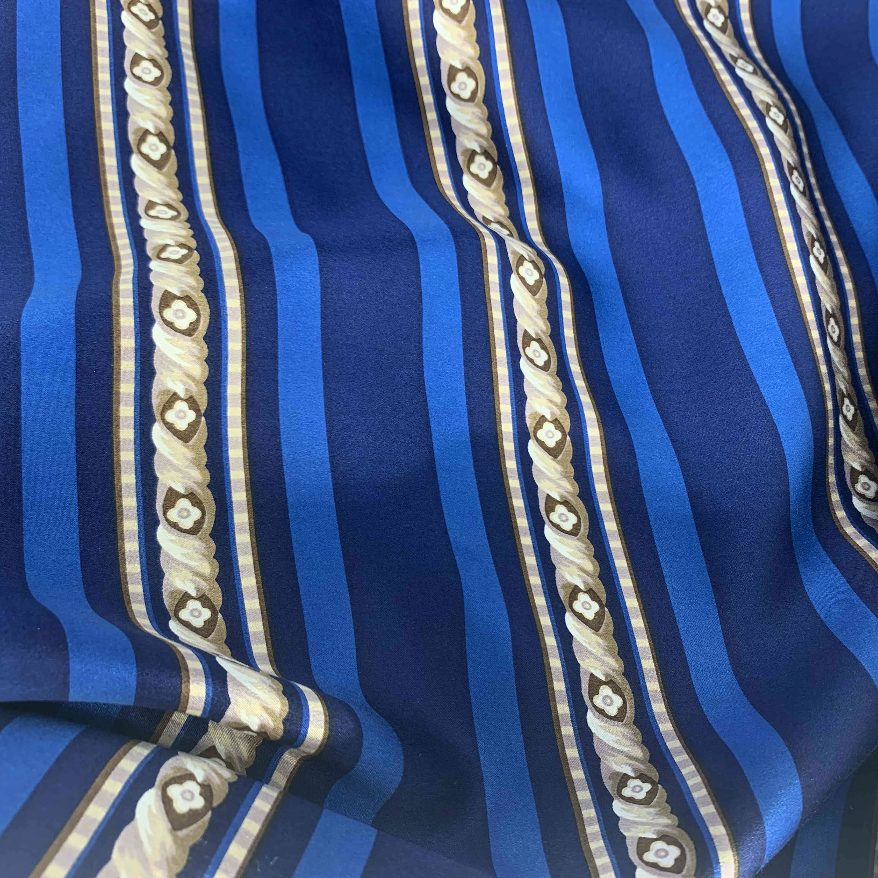 Charmeuse silk fabric,100% silk fabric,pure silk fabric,mulberry silk fabric,satin silk satin fabric,silk satin printed silk