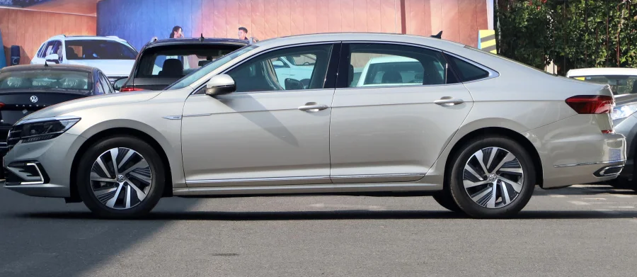 High-quality second-hand cars are on sale at preferential prices for big brands