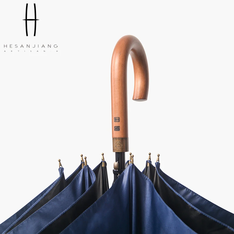 Custom logo printing personalised golf umbrella black uv coating sun protect golf umbrella with wooden handle