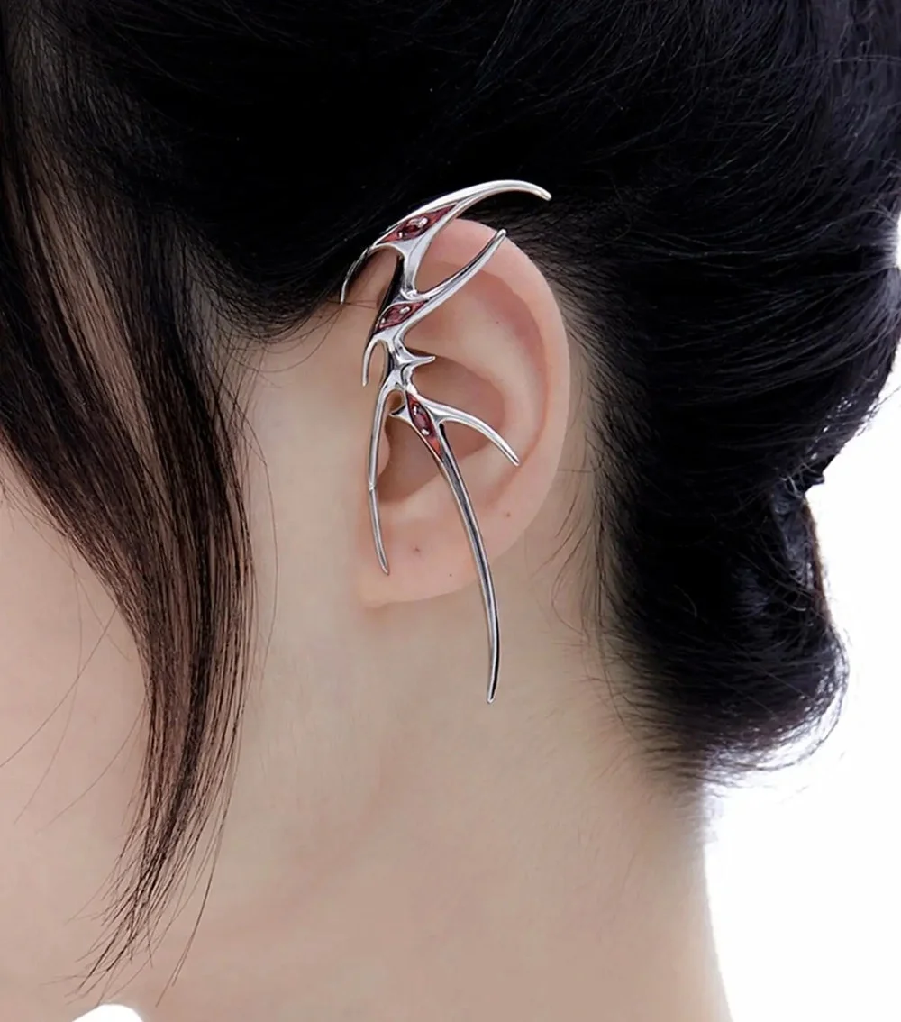 Irregular Thorn Street Gothic Cyberpunk Jewelry Futuristic No Piercing Alien Creature Blood Butterfly Ear Cuff