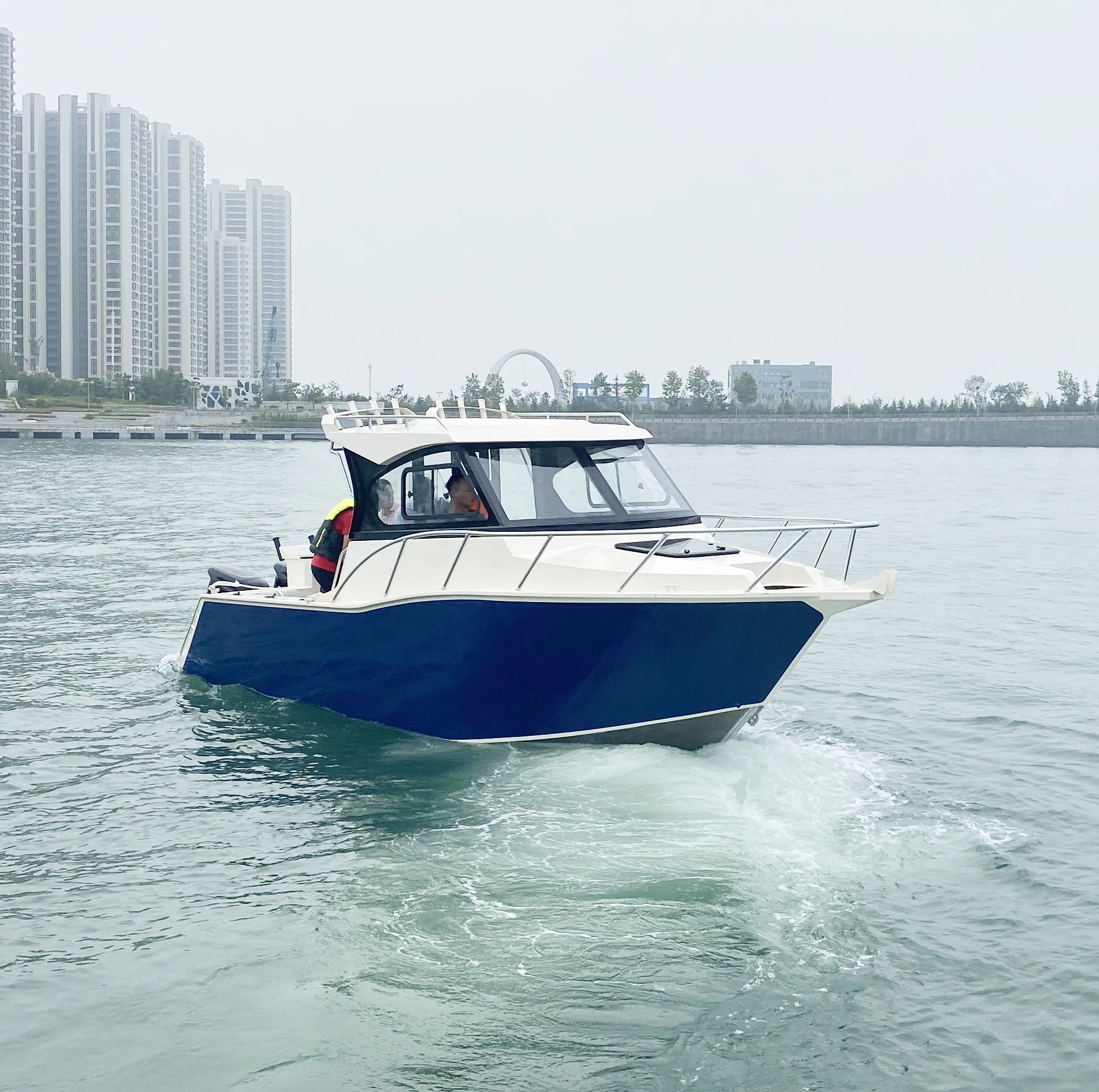 Profisher 7.5m Passenger fishing boat with engine aluminum boat brands center console boat
