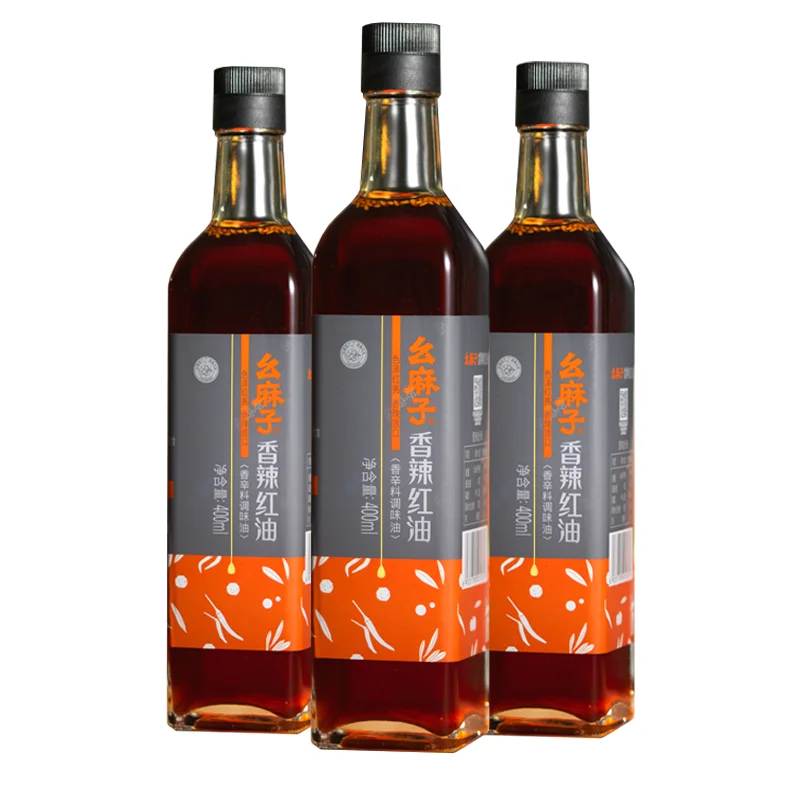 Sichuan shuweiji OEM Hot Chili Oil Hot Spicy Peppers  Spicy red oil for Seasoning Food Red Oil Sauce