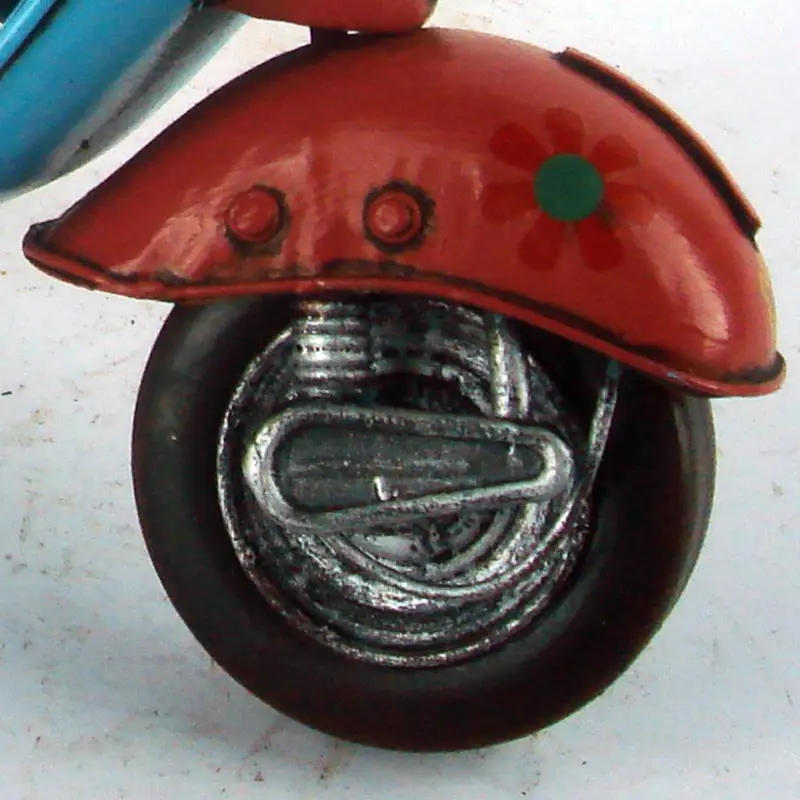 1959 красно-синий VESPA GS 150 W/цветы в