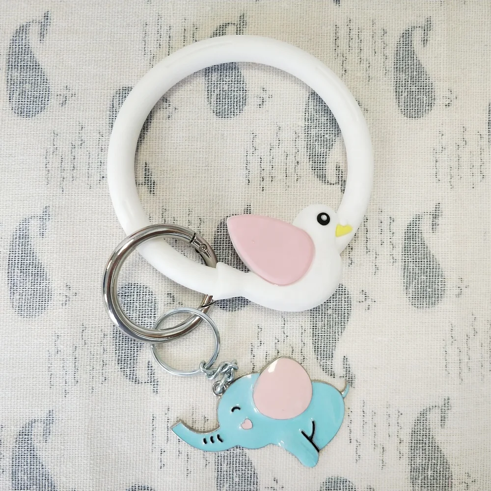 Silicone Soft Teething Bracelet Silicone Safe Cute Animal Teething Ring Toy For Baby