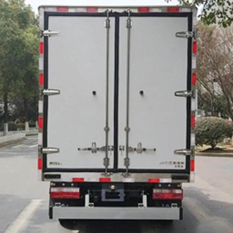 JAC Shuailing ES6 EQ3 Electric Car Light Commercial Refrigerated Trucks 3tons 5tons Mini Freezer Box Truck For Seafood