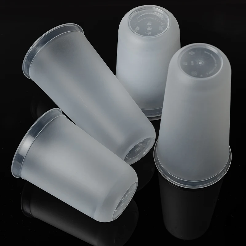 Custom Wholesale PP Plastic Cups With Lids Disposable Cups With Straw  For Cold Drinks