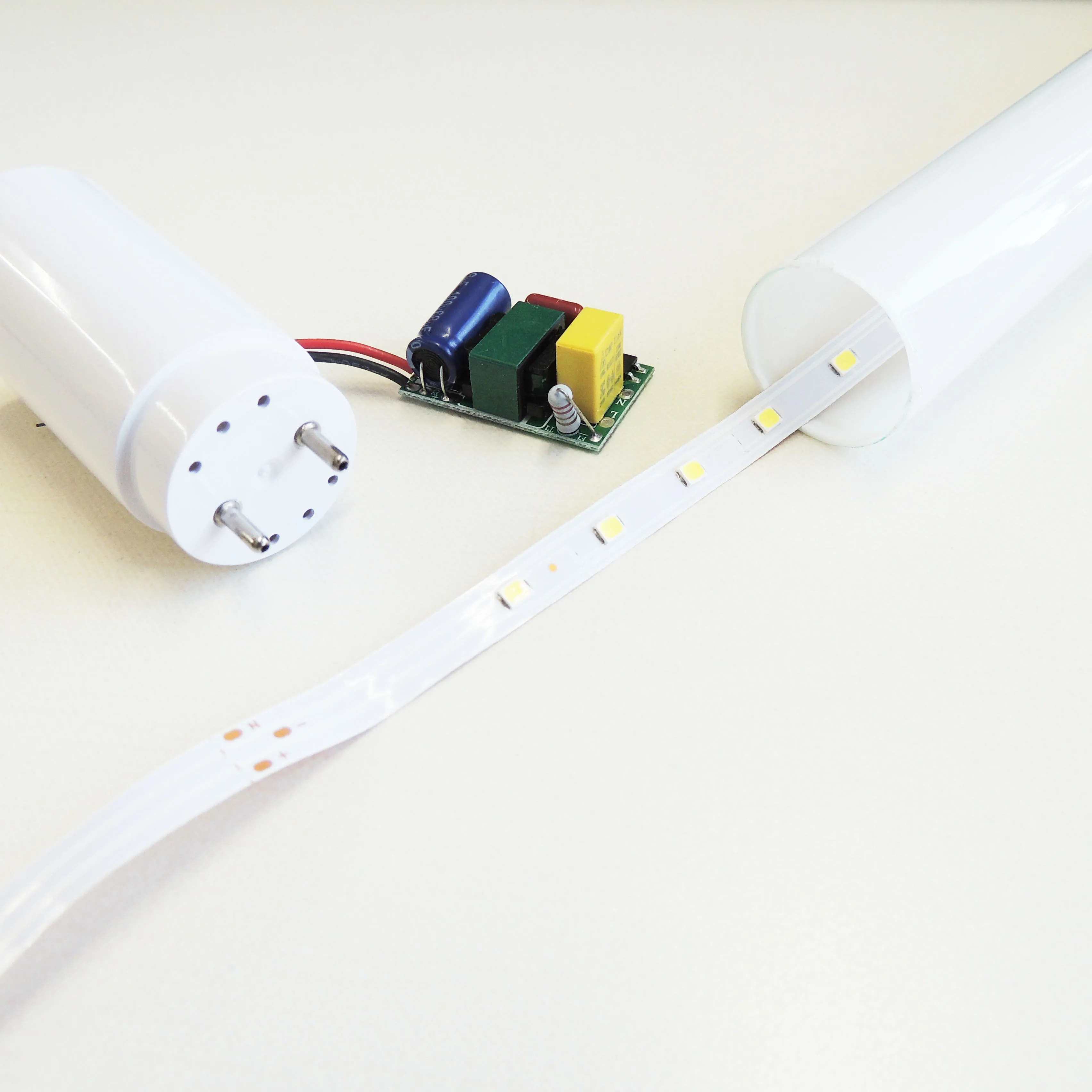 China hot sale 9w 18w  AC175-265V AC95-265V CRI70 CRI80 PF0.5 PF0.9 G13 plastic aluminum base T8 Led glass tube