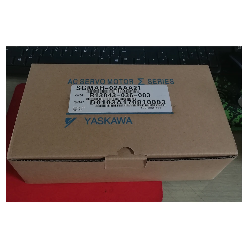 
High Quality Promotion Easy Servo Motor Three Phase Electric Ac Motor SGMAS-02A2A21-Y1 Servo Motor 