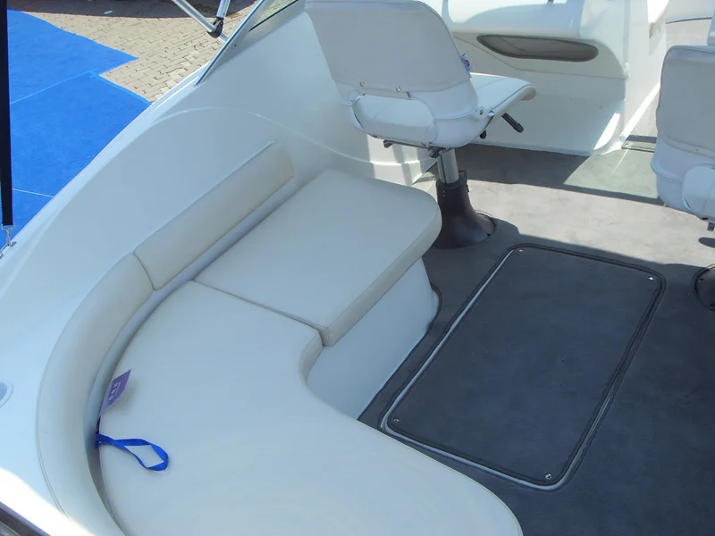 19ft Fiberglass Bowrider Boats for Sale