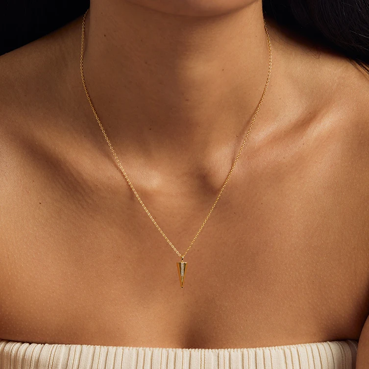 Высокое качество 925 стерлингового серебра 14K 18K позолоченный бриллиант Cz Pave кинжал с шипами кулон ожерелье
