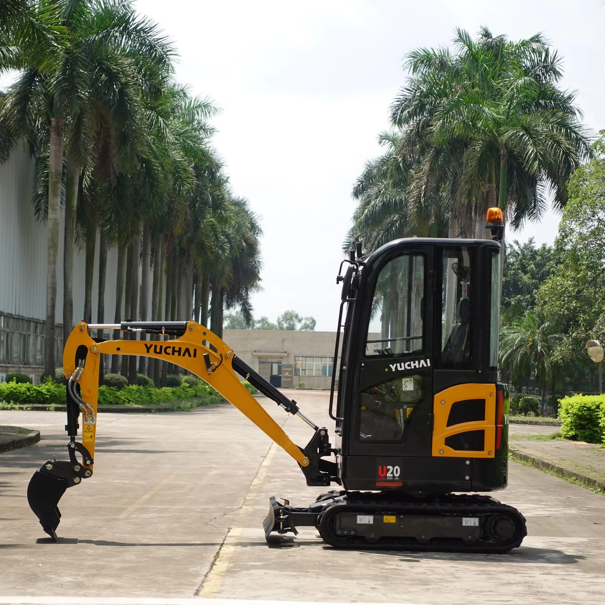 Yuchai and  Sany Euro V and EPA Mini 2ton 3.5ton U20 U35 mini Excavator