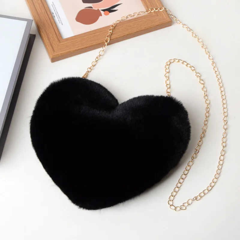 Hot selling lady Fashion plush heart chain crossbody gift purse faux fur heart fur tote bags handbag