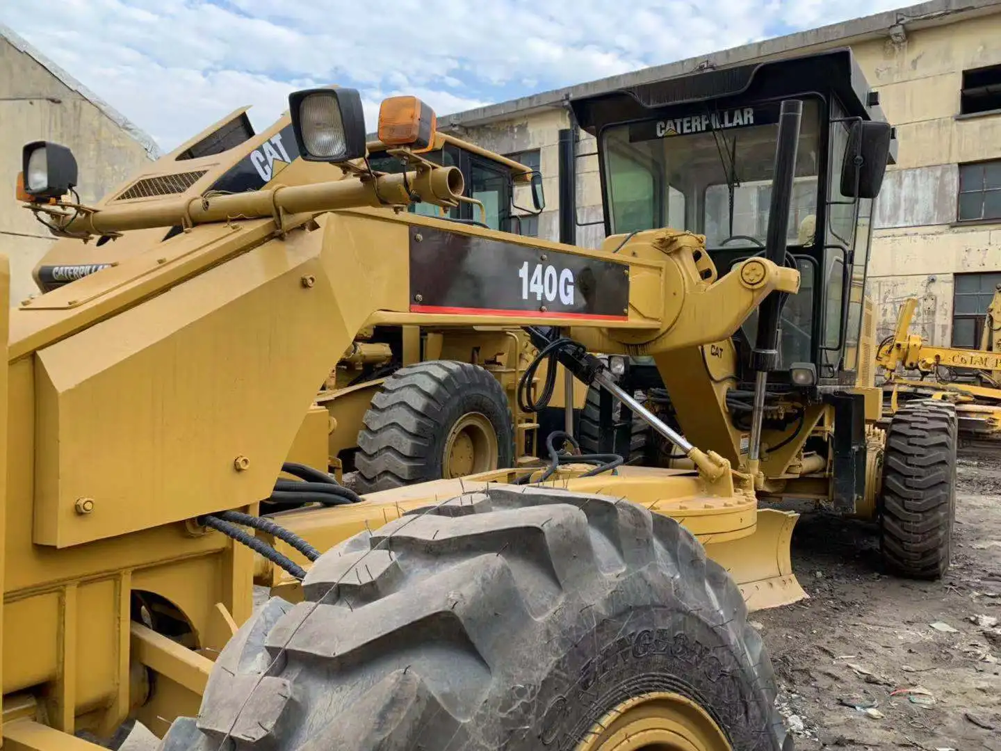 140g usa motor grader cheap price