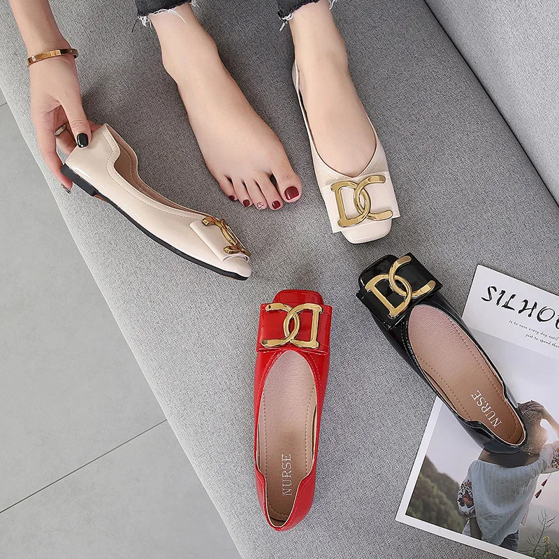Wholesale large size 42 43 stylish women flat shoes  female non-slip comfort work shoes ladies fashion shoes