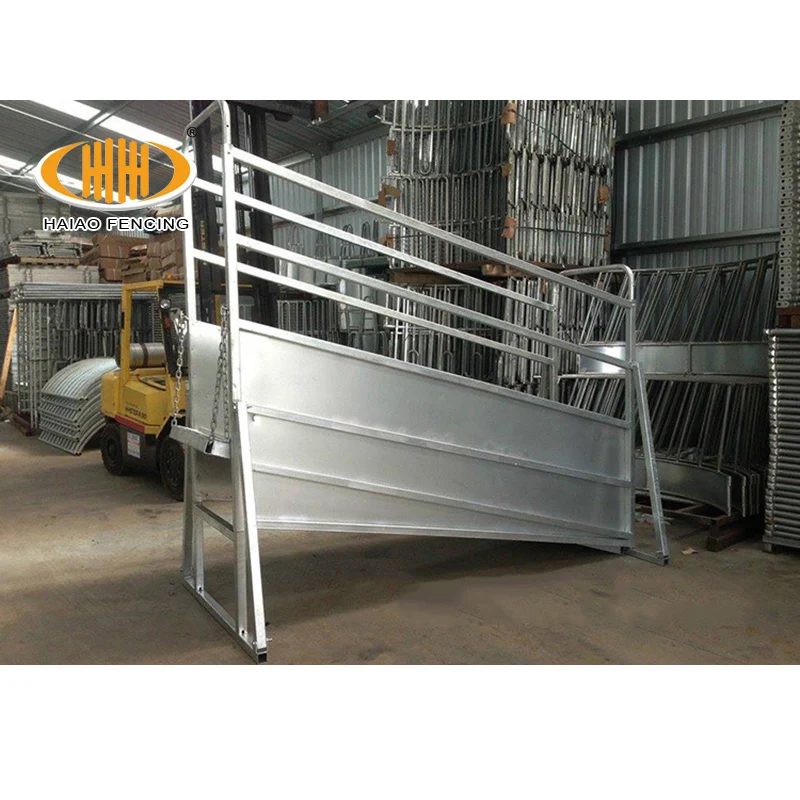 Hot sale second hand standard standing squeeze metal steel cattle loading ramp for sale