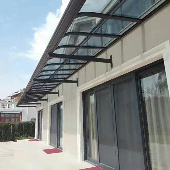 Толщиной 1,9 мм, лист из поликарбоната серого цвета, звукоизоляция, наружные гаражи, навесы, навес