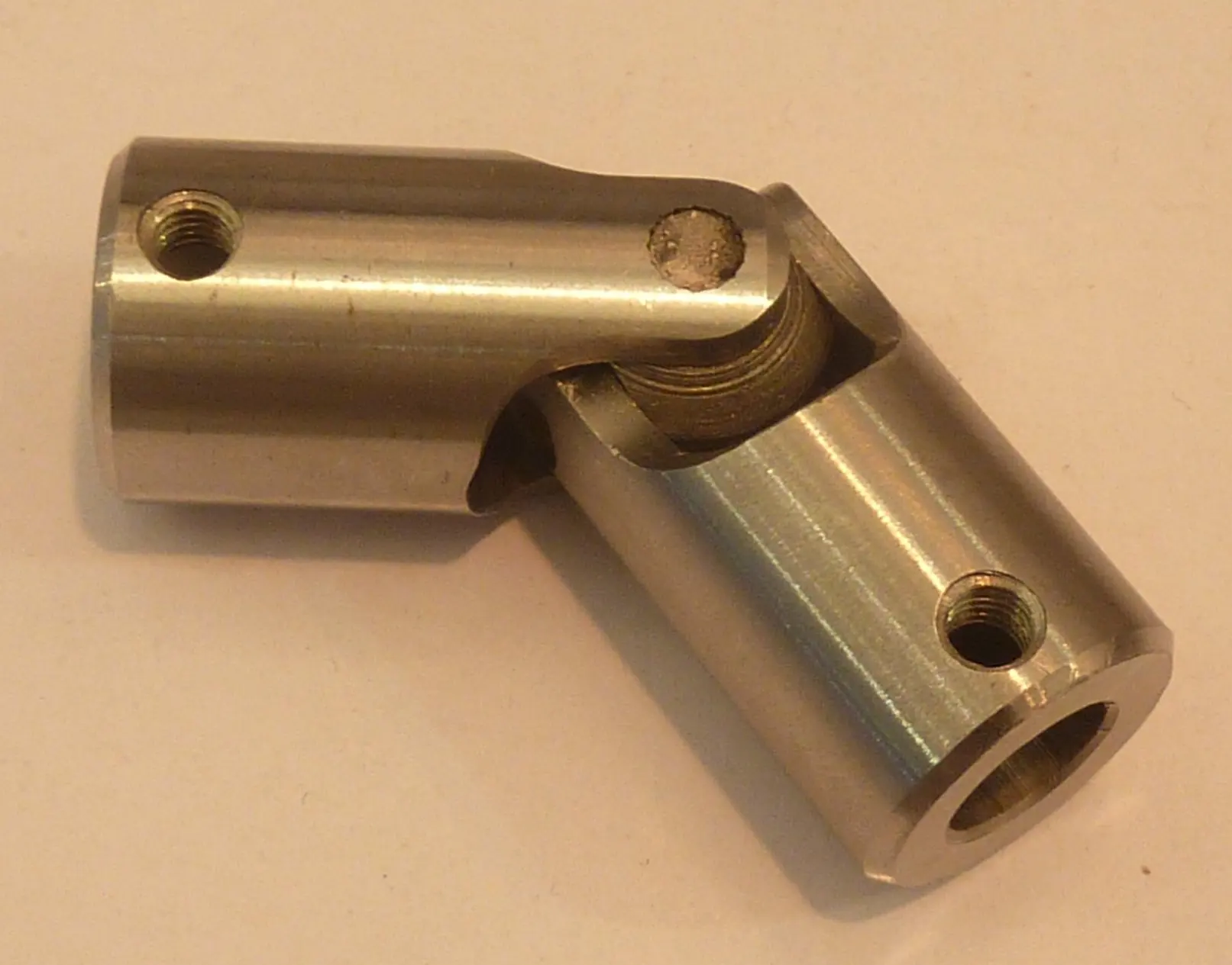 Single Universal Joint OD 55mm Bore 25mm Customized Shaft Steering Universal Coupling