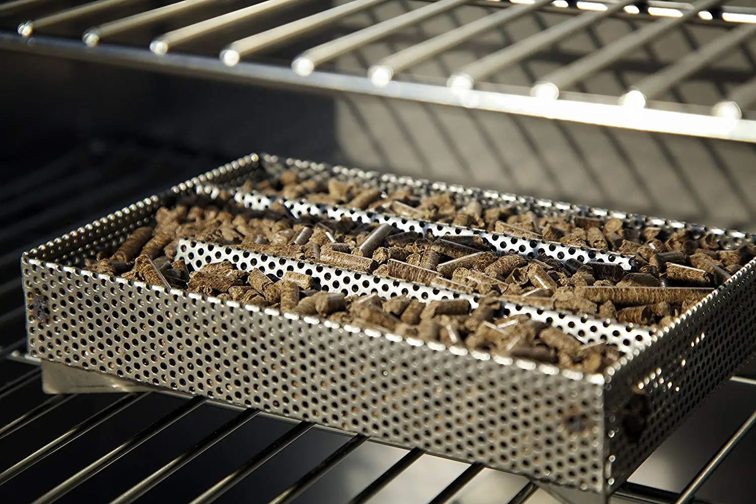 Pellet generator Wood Smoker Box 304 stainless steel perforated bbq tool cold smoker generator