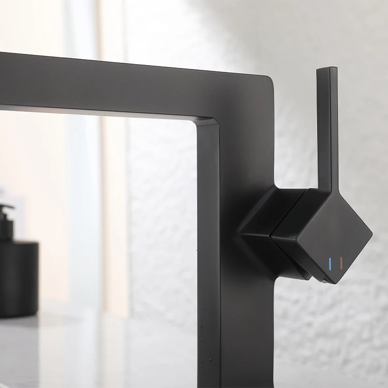 Contemporary Blacked Cheap Deck Mounted Single Handle SUS304 Waterfall Mixer Bath With Hot Cold Water Basin Faucets