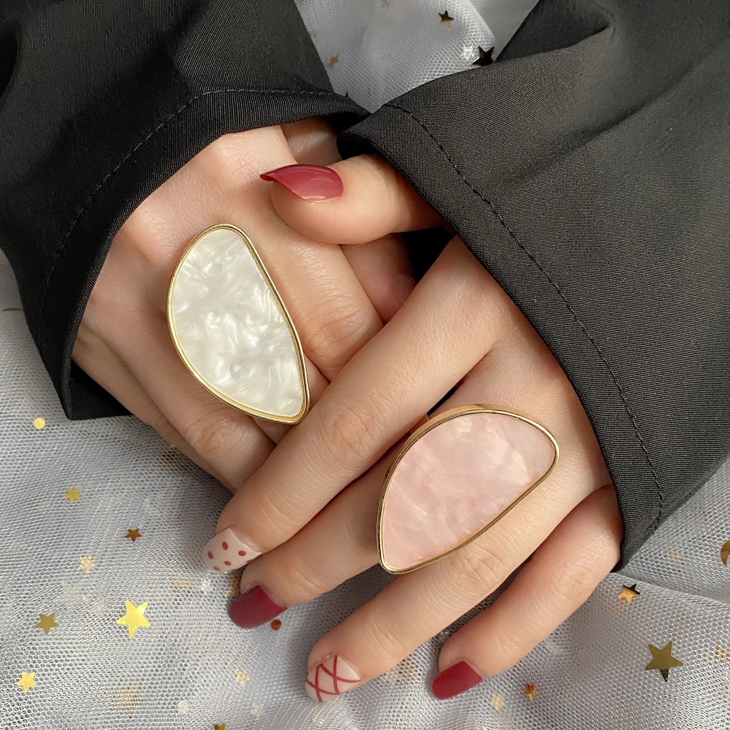 KISSWIFE Pink White Color Irregular Agate Resin Ring Women Light Gold Geometric Open Finger Ring Set For Women Jewelry