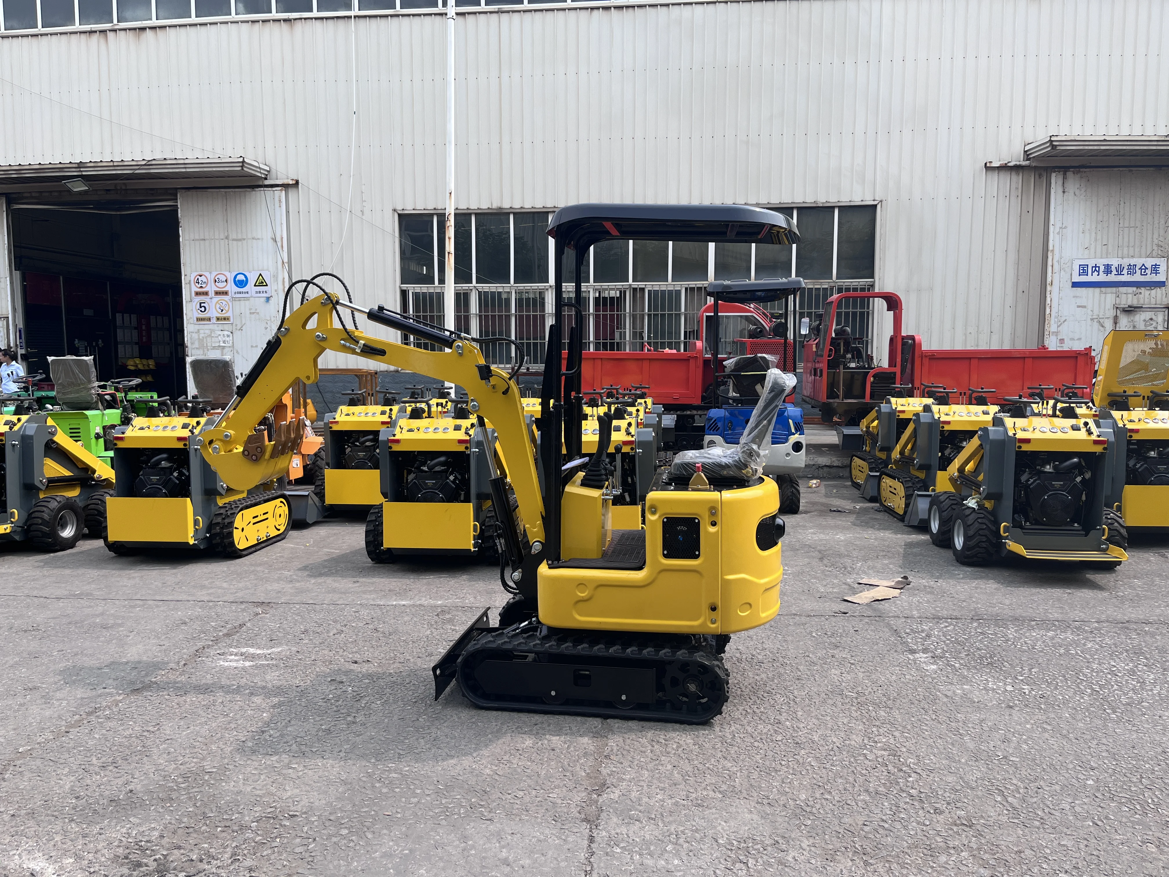 CE EPA EUROV Wholesale 1/2/3 Ton Small Digger Compact Mini Excavator for Farm Garden Use