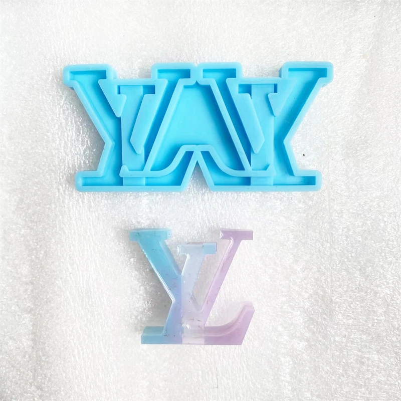 Designer Brand Straw Luxury Fashion Branded Molds molde de resina Luxury Fashion Brand Logo Silicone Straw Topper Resin Mold