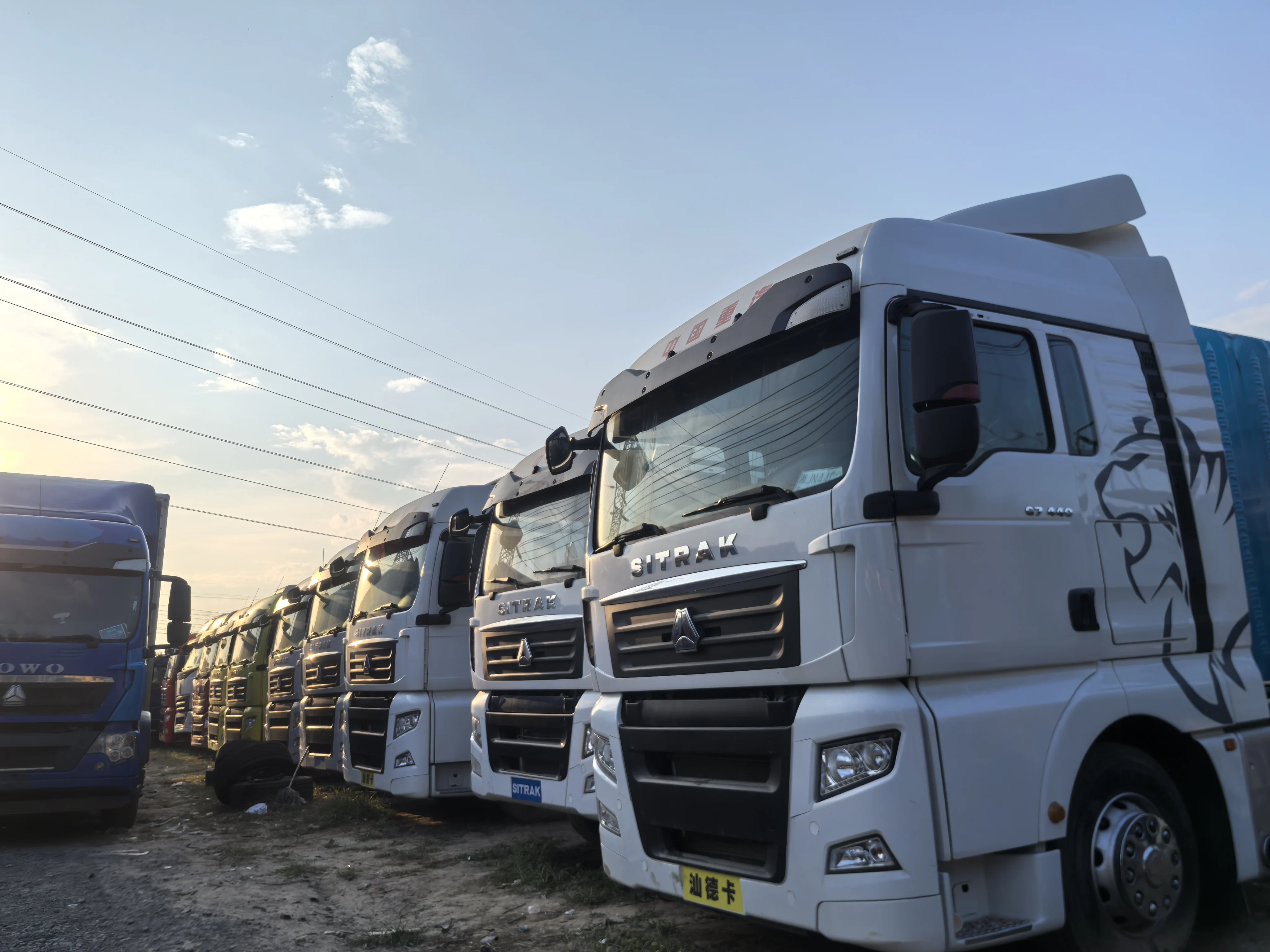 China Used HOWO 400hp 10-Wheel Truck Head 6x4 Howo371 Tractor Trucks for Sale With 10 Tires