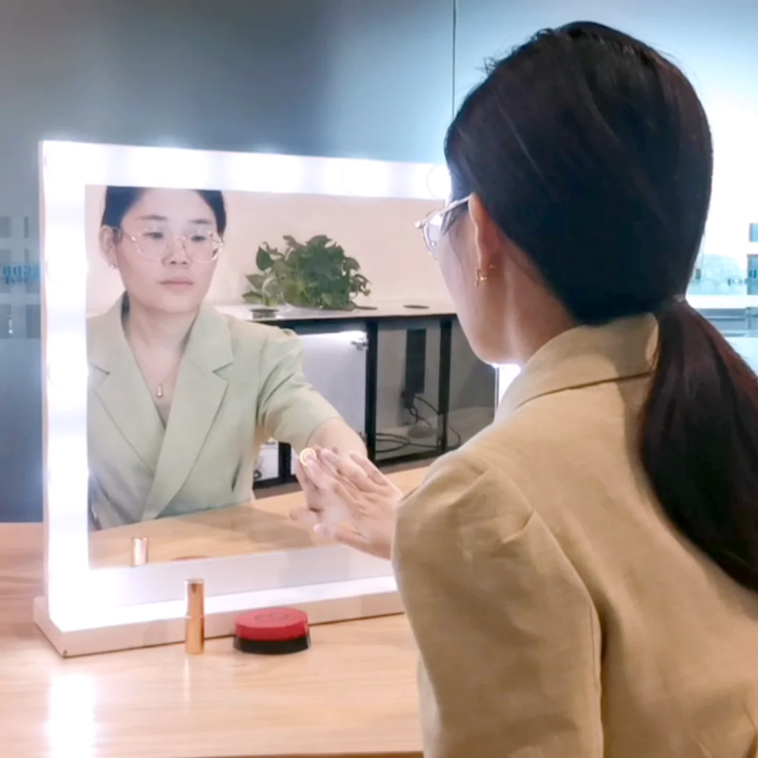 2024 Modern Classical Design Function Size Custom Flicker Free Salon Use Oval Vanity Mirror With Lights