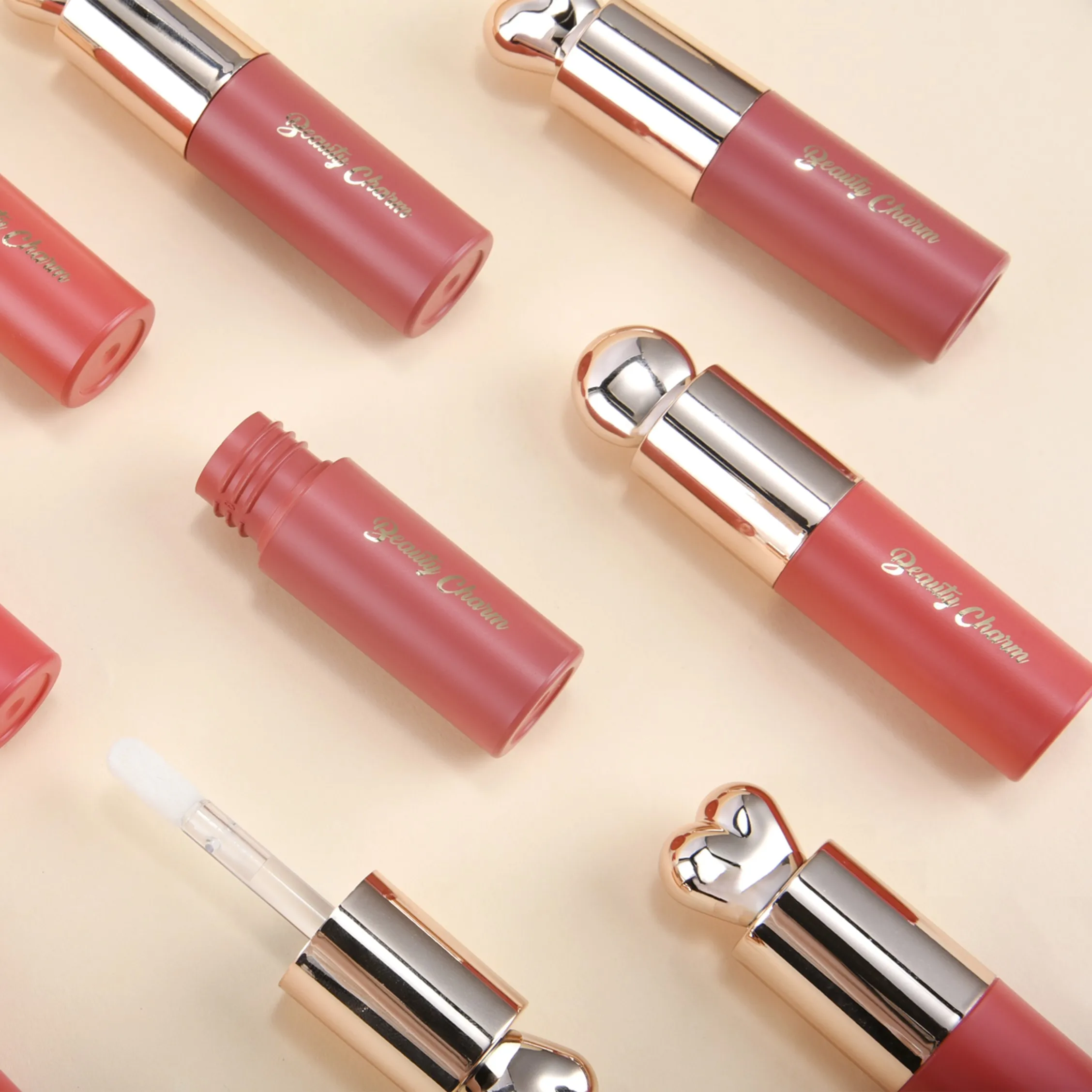 lipgloss tubes with heart tops,empty mini heart shaped lip gloss bottle with wiper 1.5ml