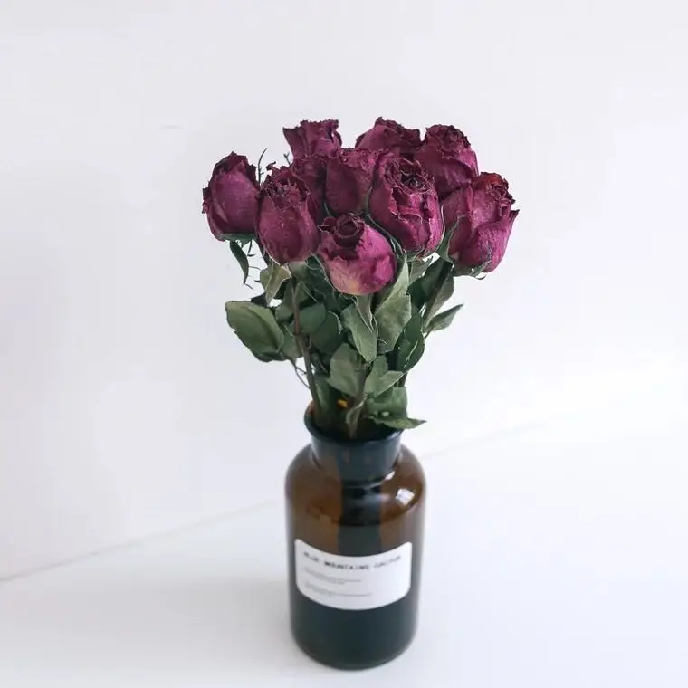 
Wholesale High Quality Small Roses Dried Rose Bouquet Flower for Flower Arrangement 