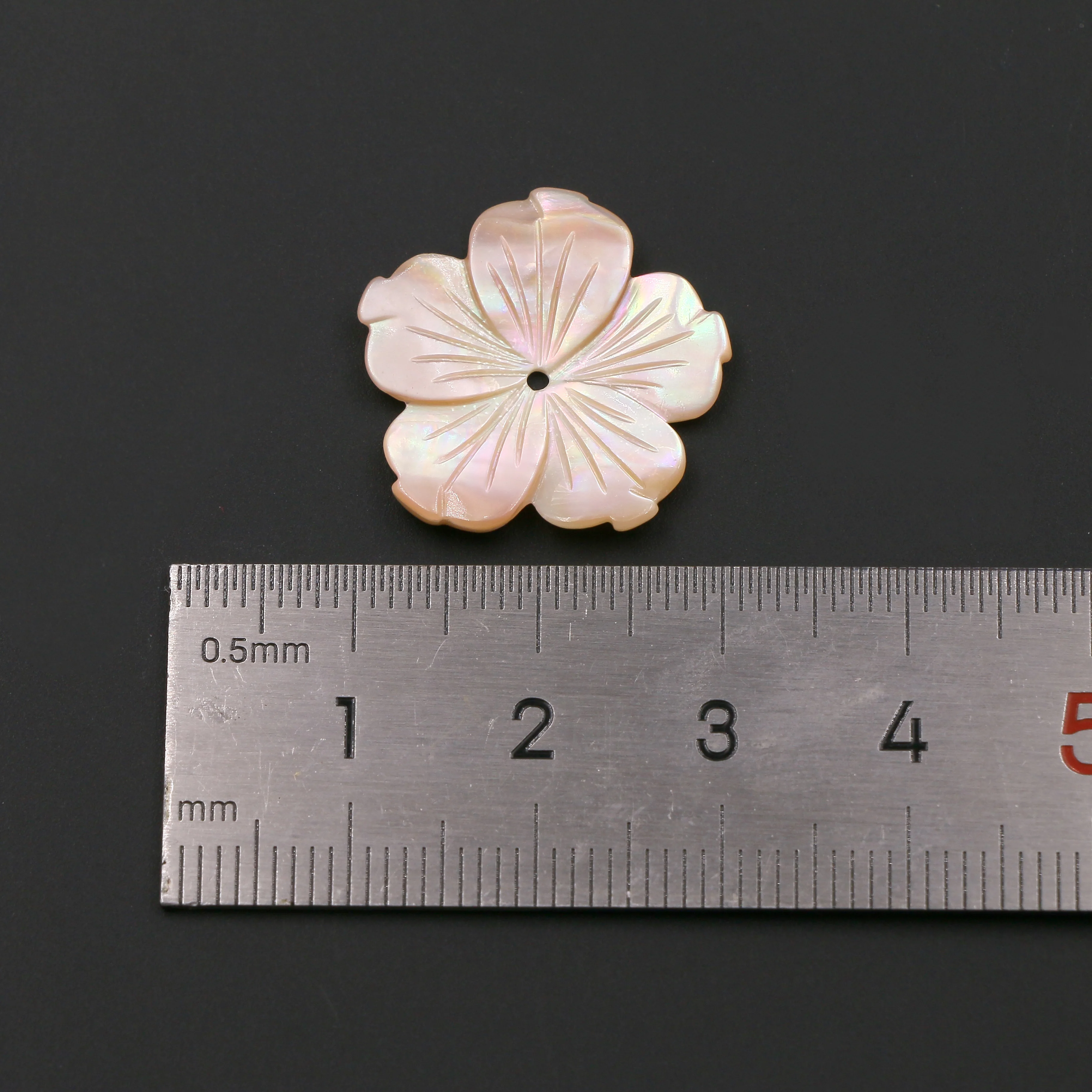 Natural Pink Shell Mother Of Pearl Hand Carved Flower Shape Shell Beads