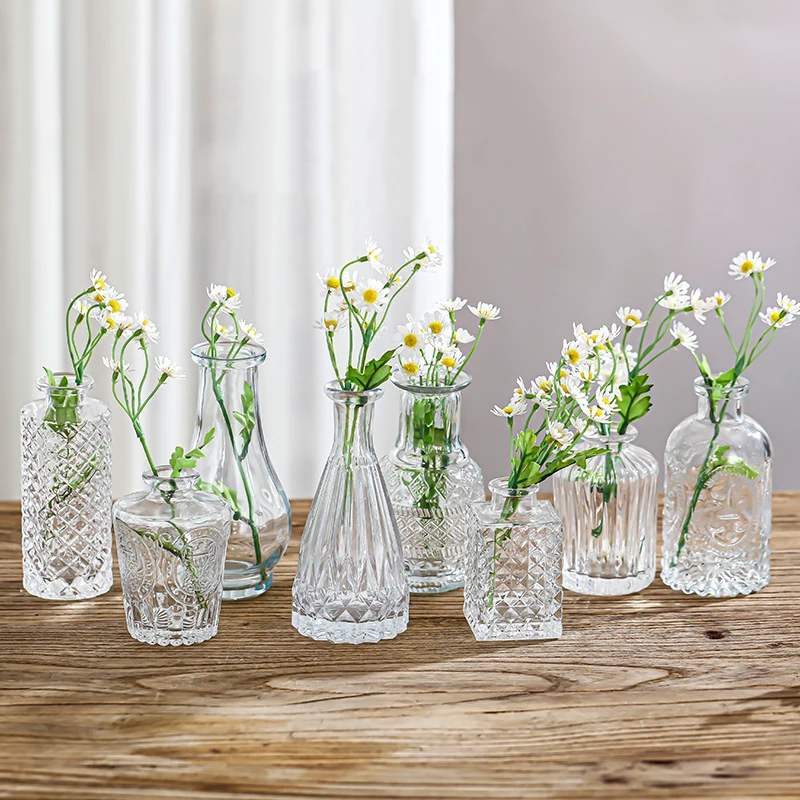 Modern Vase Bulk Mini Flower Vases  Clear Decorative Embossed Style Glass Bottle Vases for Home Decor Wedding Centerpiece