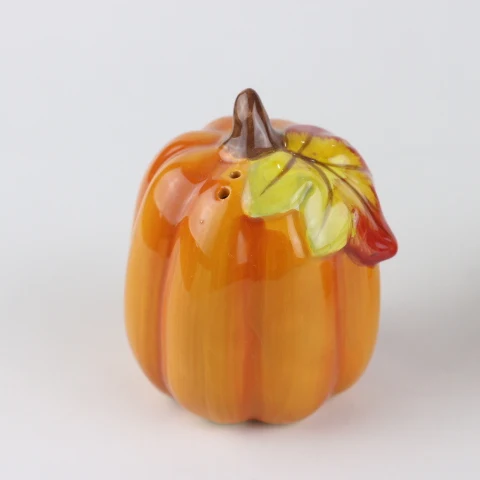 Custom 3D Flower Pumpkin Shape Ceramic Herb & Spice Tools Halloween Pepper and Salt Jar for Home Kitchen Decor
