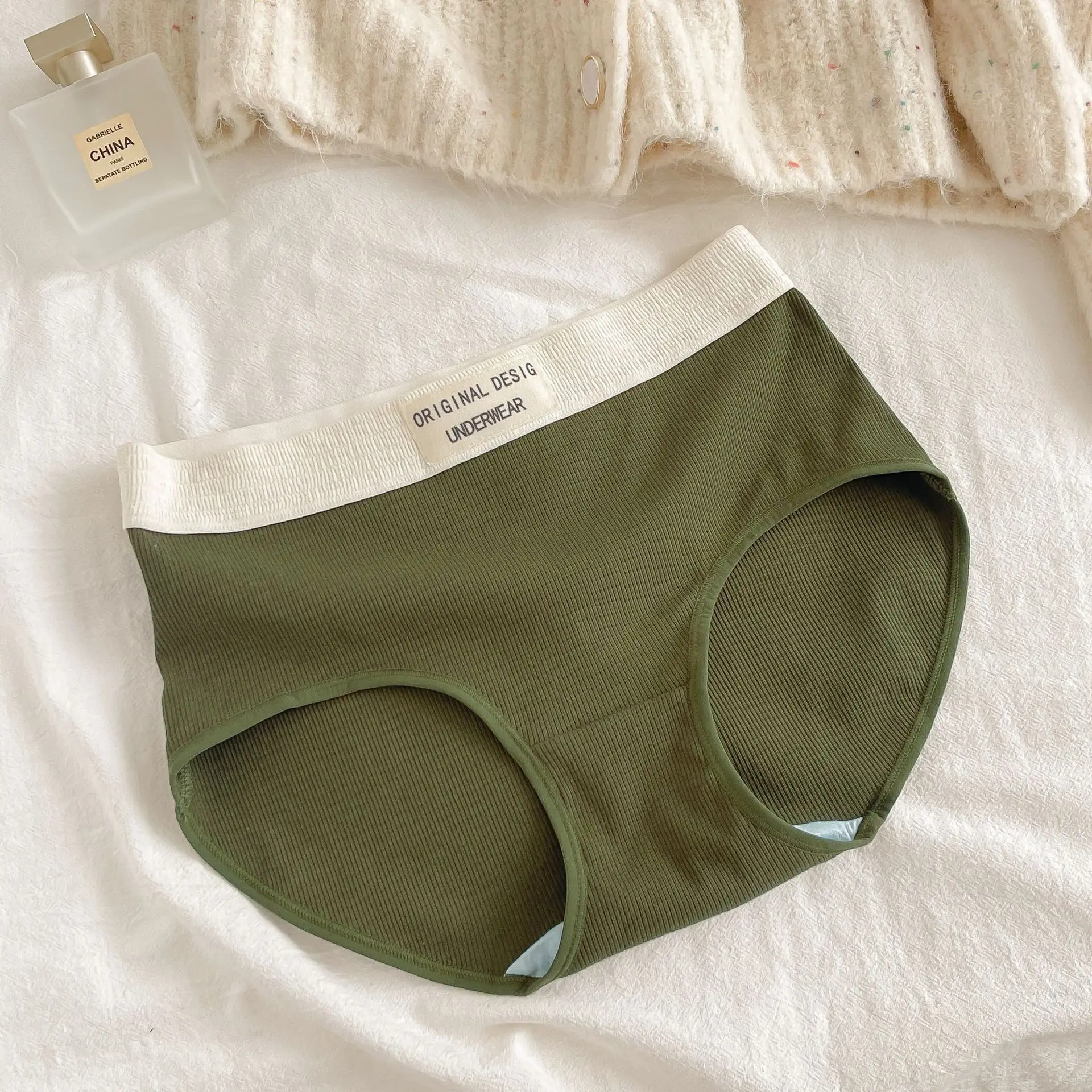 Finetoo New Womens Cotton Panties Briefs Comfortable Modal Underwear Ladies Daily Cute Underpants Soft Panty Intimates New