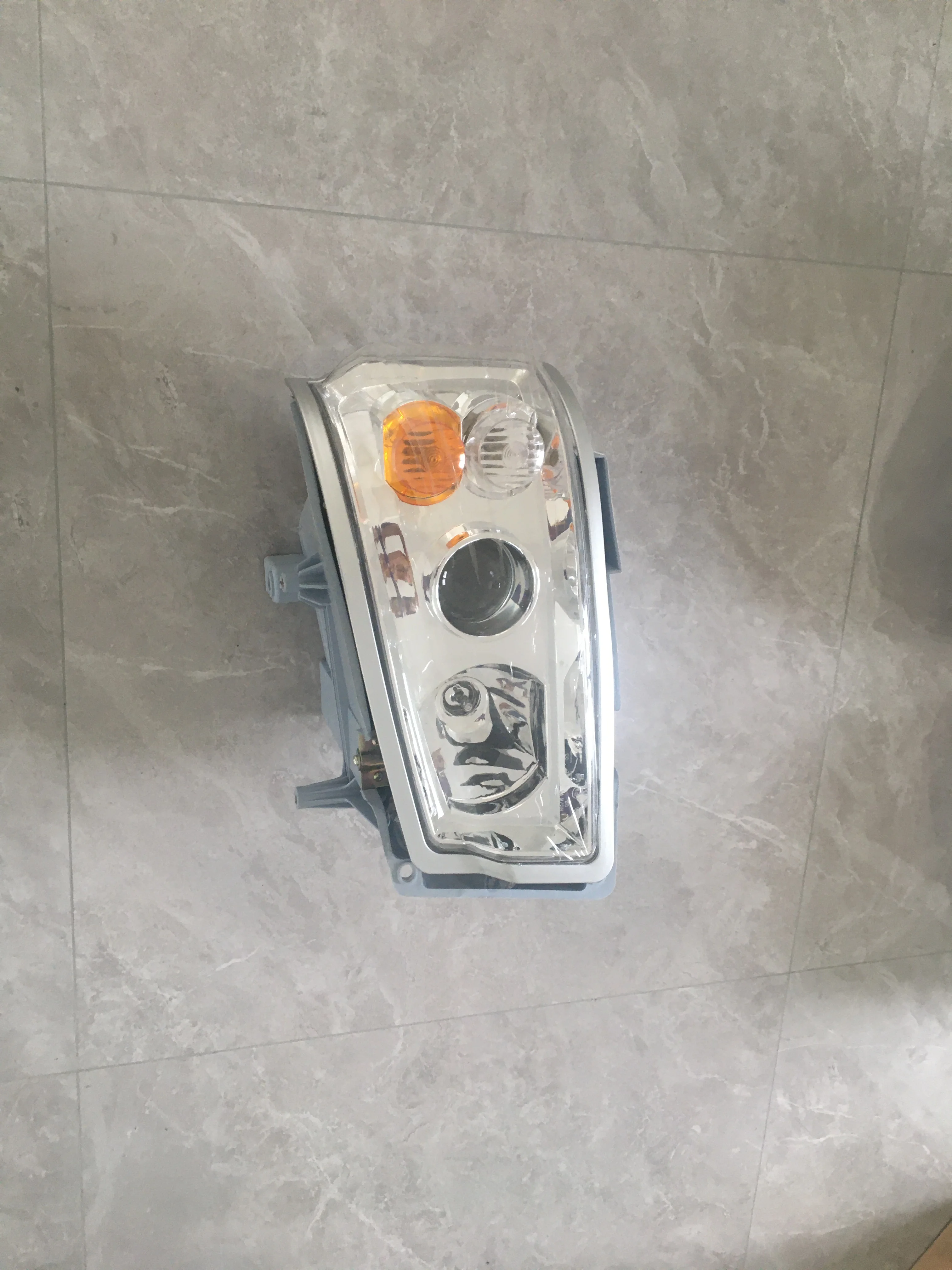 wg9716720001 SINOTRUK HOWO truck spare parts HOWO truck parts cabin HOWO head lamp