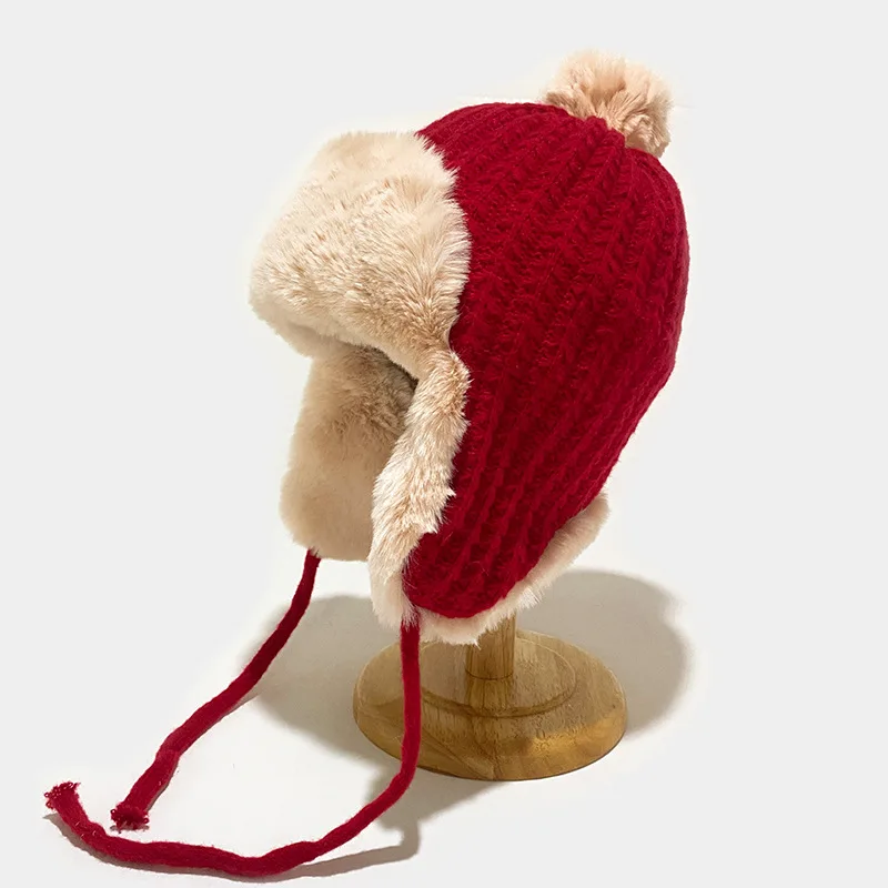 Wholesale Winter Christmas Thicken Warmth Ski Snow Outdoor Sport Comfortable New Year Red Knitted Plush Trapper Hat