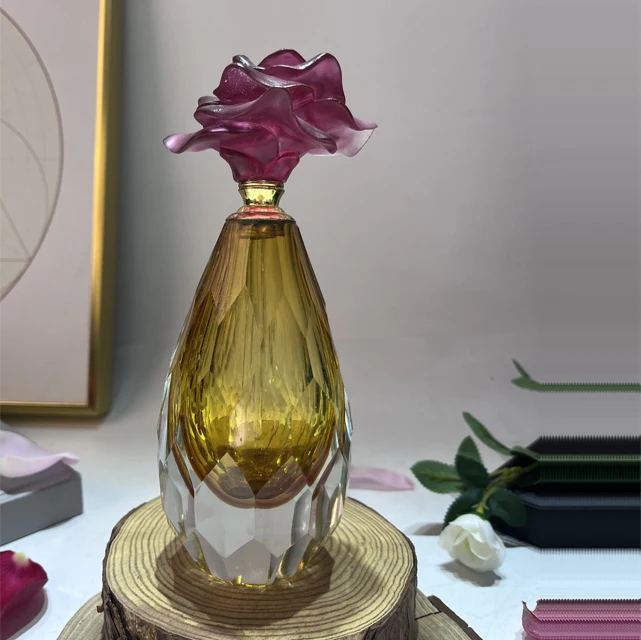 Middle East Style Liuli Flower Lid Essential Oil Bottles Elegant Glass Empty Perfume Bottle With Gift Box