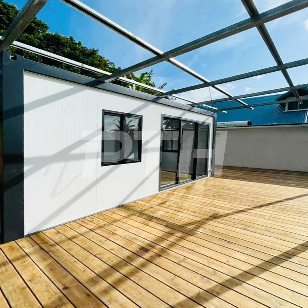 Canada Prefabricated flat-pack log homes with stylish wall cladding