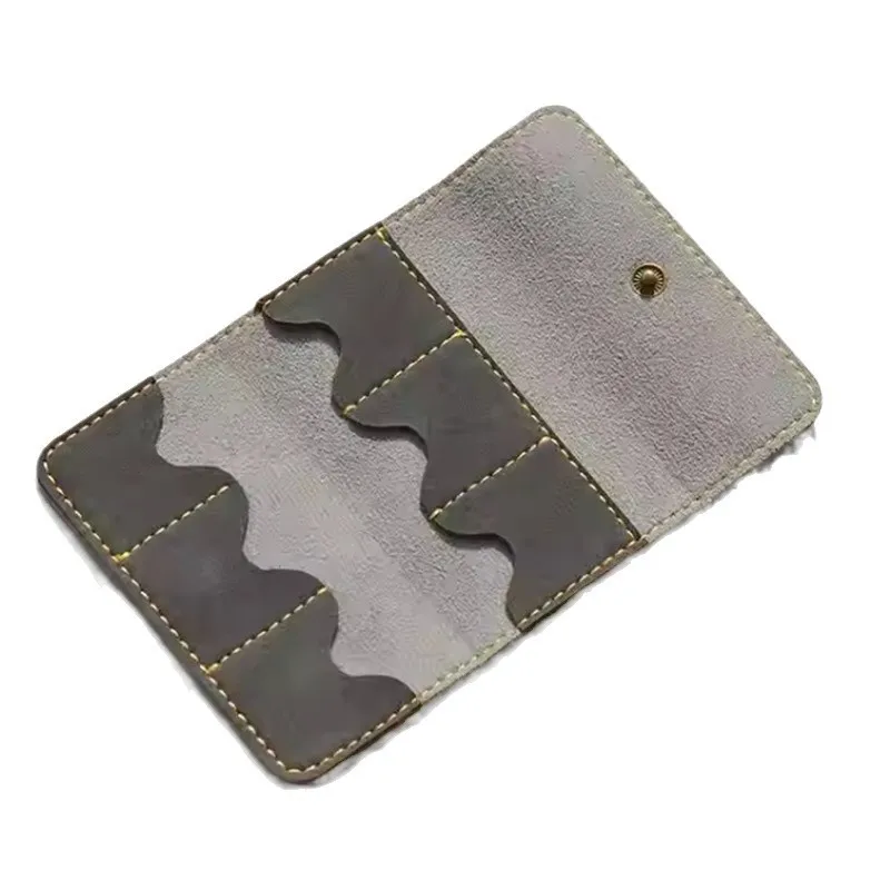 Durable Genuine Leather SD Card Case Minimalist Memory Card Holder Practical SD Memory Card Organizer for Photography Lovers