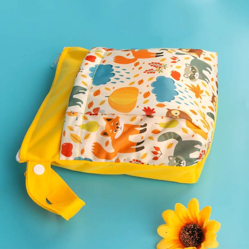 Babyshow 3 dimensional diaper storage travel Pul Waterproof Reusable Baby Cloth Mummy Wet Dry Bikini Bag for breast pump parts