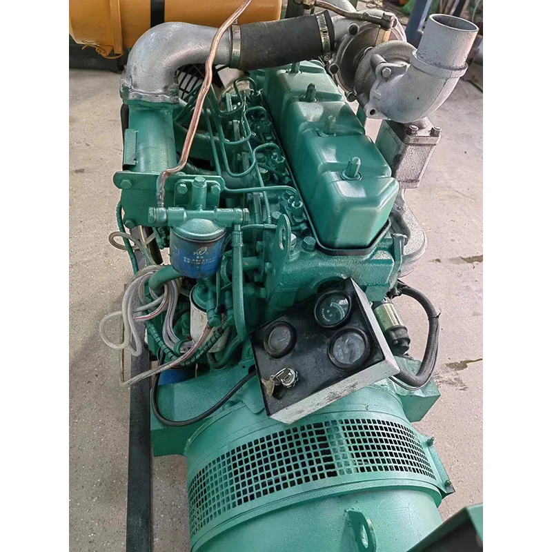 Air Cooled Dg5500 E Diesel Generator Generator Diesel Daya Utama 2200kva Seri User Diesel Generator CUMMINS 3 Phase 4 Wire
